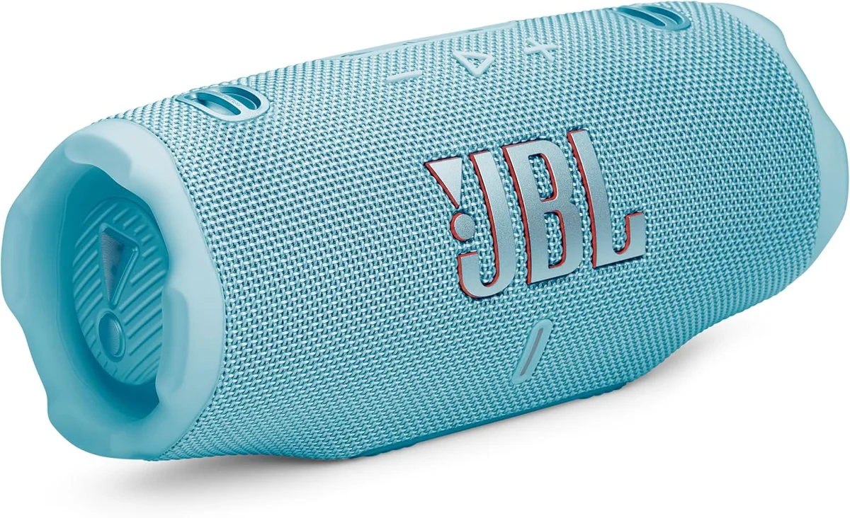JBL Charge 6 in teal color variant, 3/4 angle