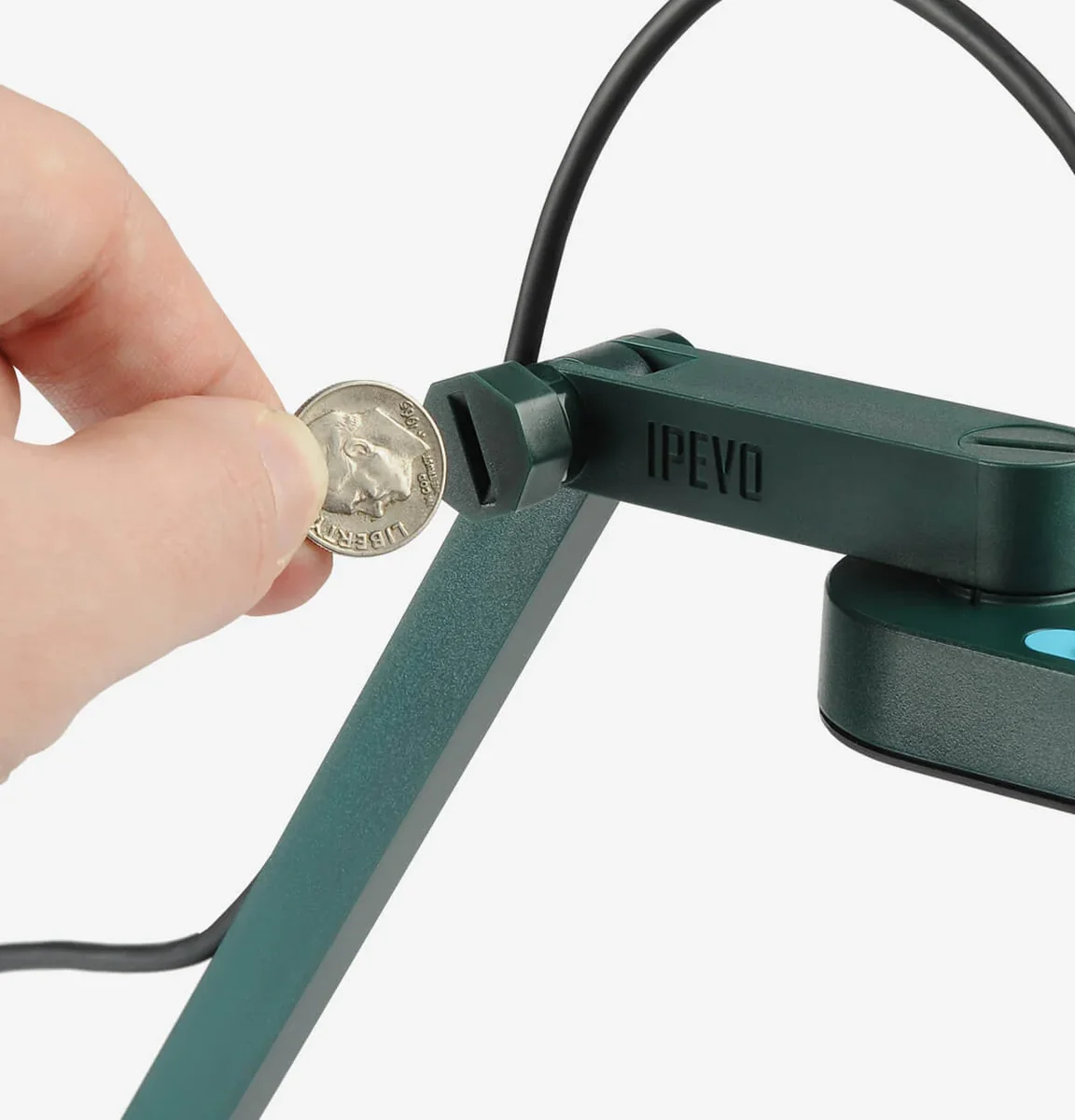 IPEVO V4K coin-retightenable arm joint close-up