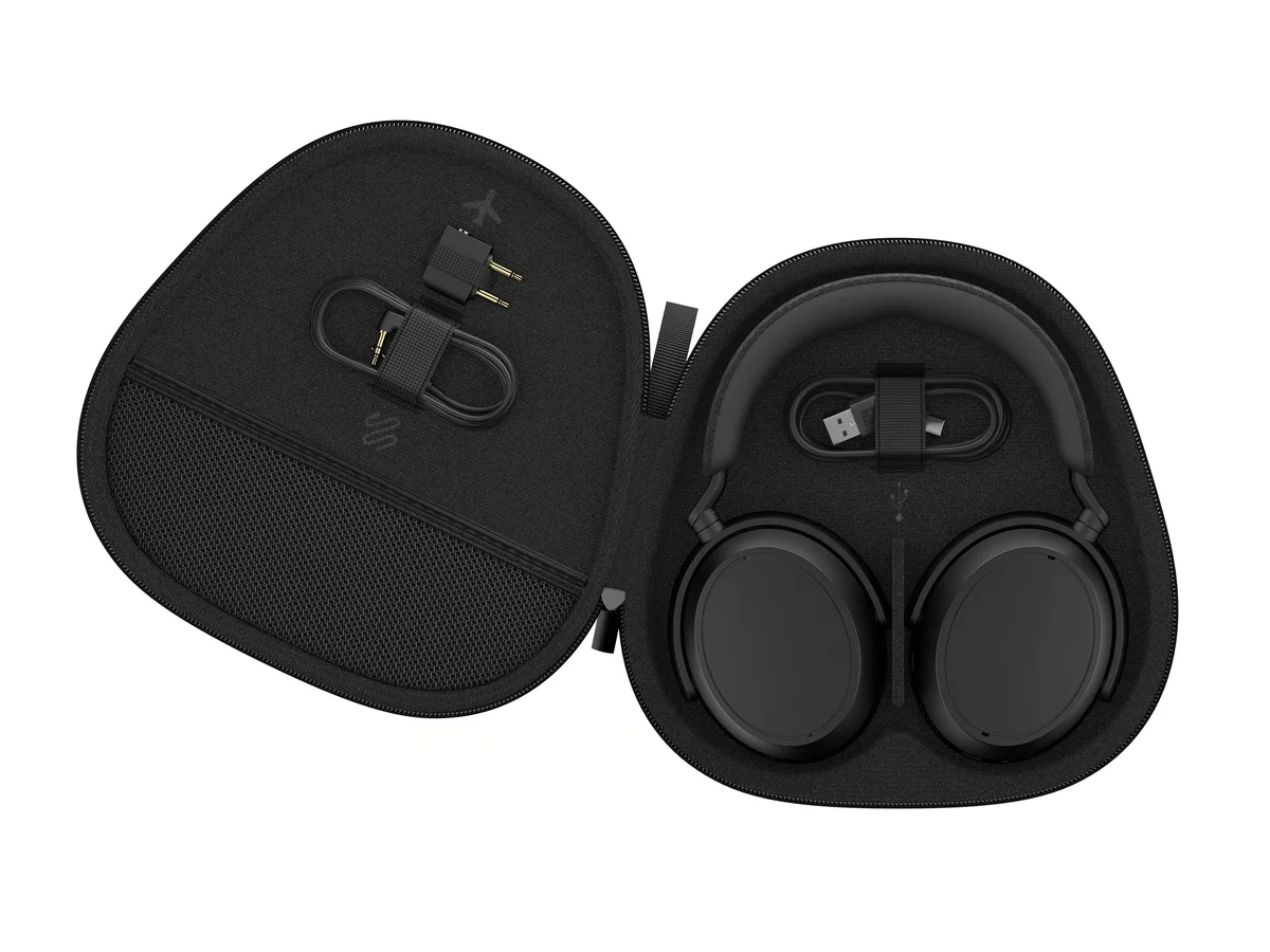 Sennheiser Momentum 4 Wireless in carrying case with cable and accessories