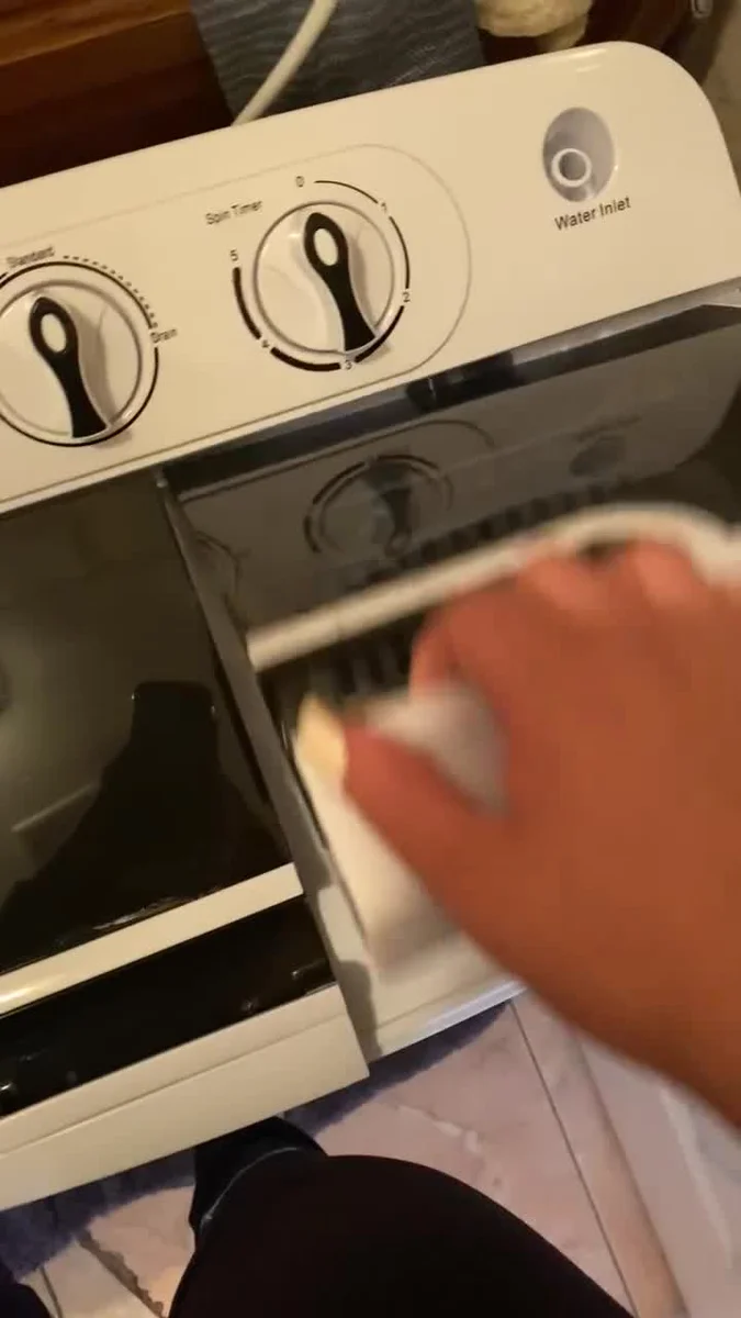 SUPER DEAL Twin Tub Washing Machine top-down view of control panel showing wash timer and spin timer dials
